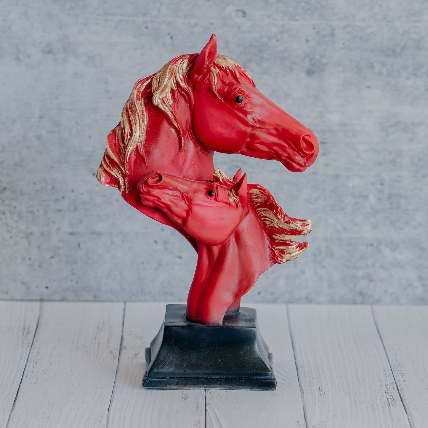 Horse Couple Bust Table Figurine (Red)