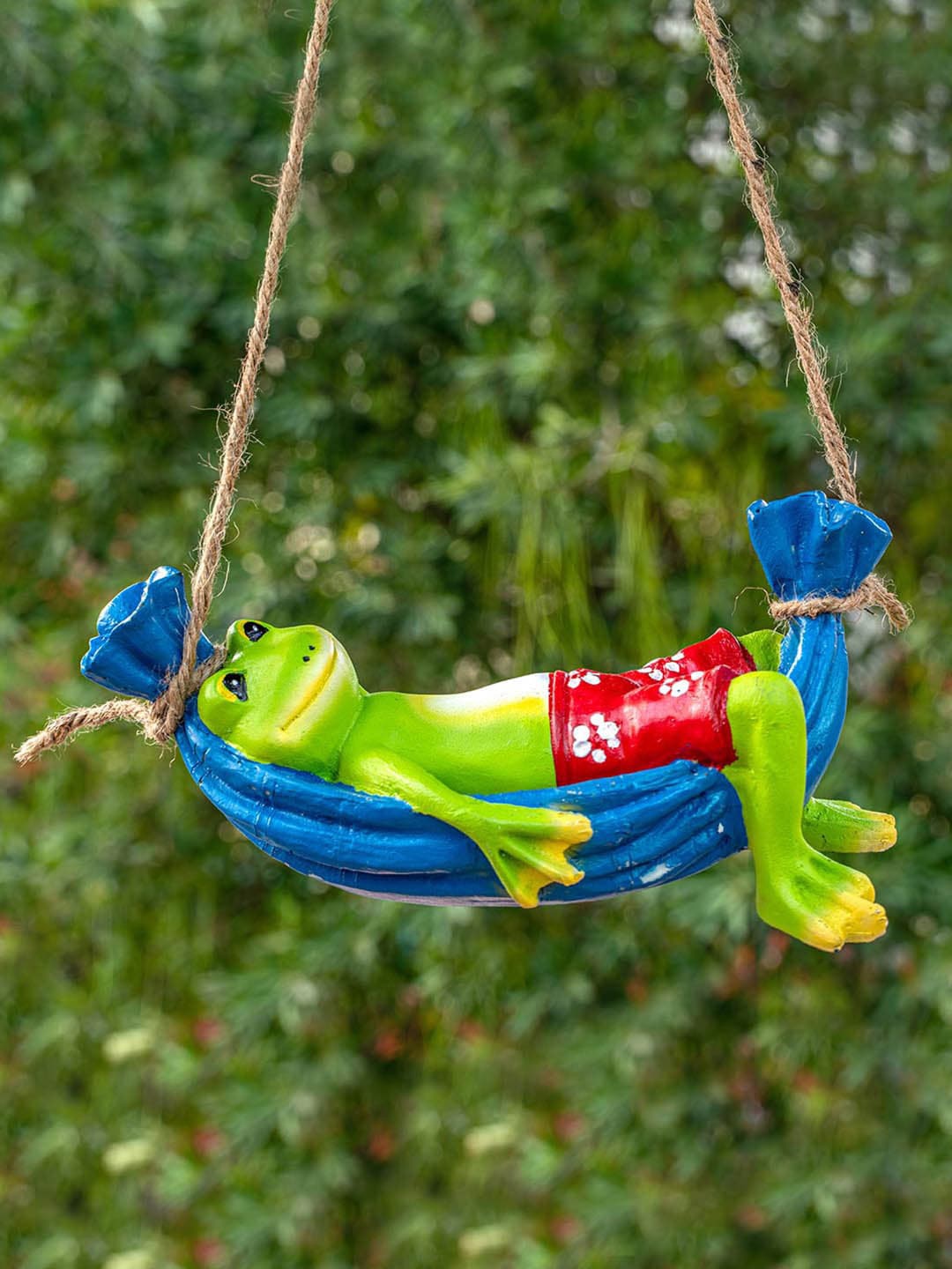 Hanging Frog Figurine Garden