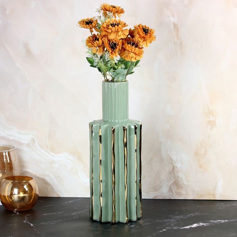 MODERN LUXURY DECORATIVE VASE