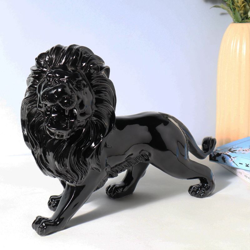 KING LION SCULPTURE