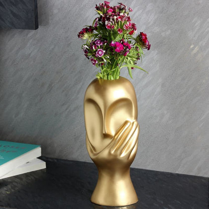 ARTISTRY VASE