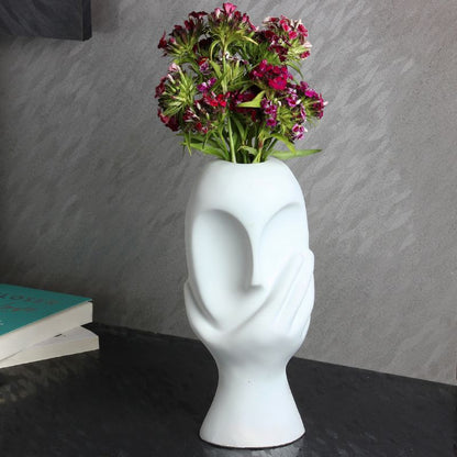 ARTISTRY VASE